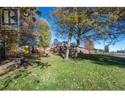 525 Irving Street, Pembroke, ON K8A2T8 Photo 35