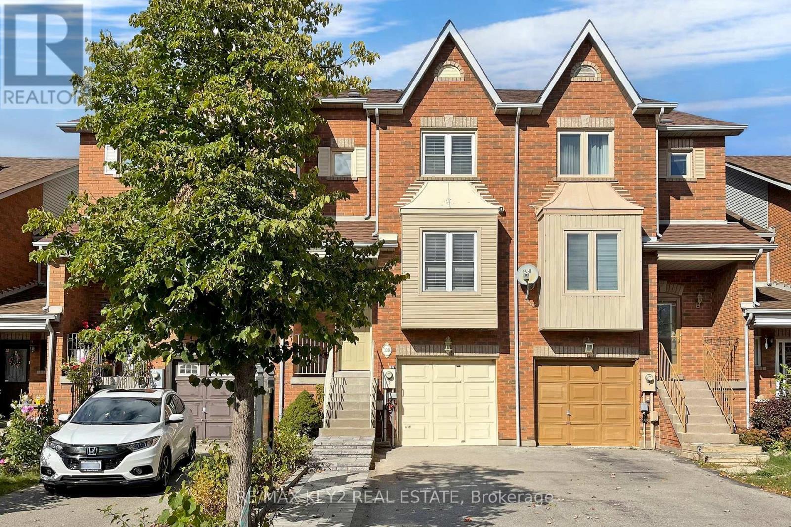 Listing photo of 139 KELSO CRESCENT