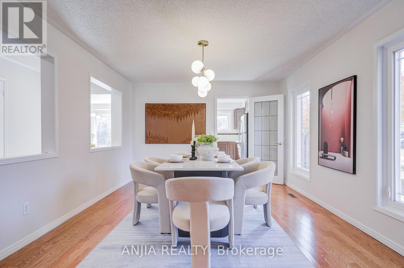 17 CHARRINGTON CRESCENT - 15