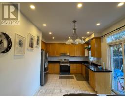 305 Shirley Drive, Richmond Hill, ON L4S2P1 Photo 6