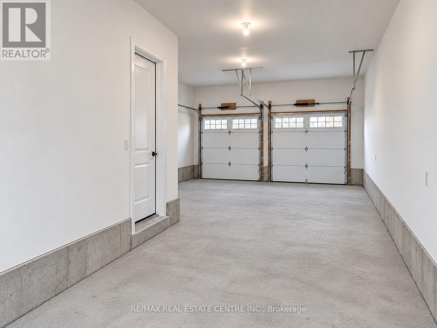 13 Vinnicombe Drive, Oro-Medonte photo 26