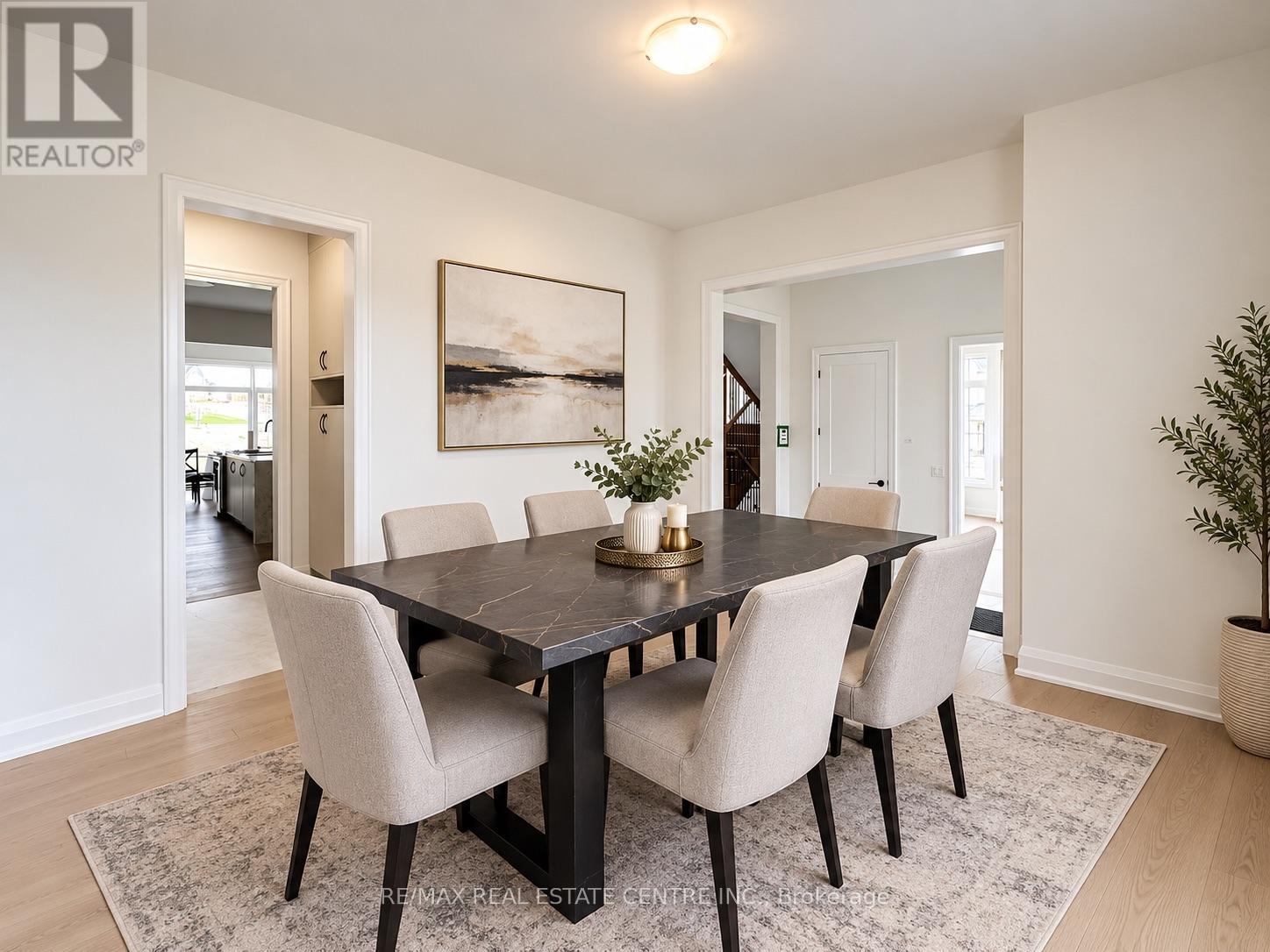 13 Vinnicombe Drive, Oro-Medonte photo 4