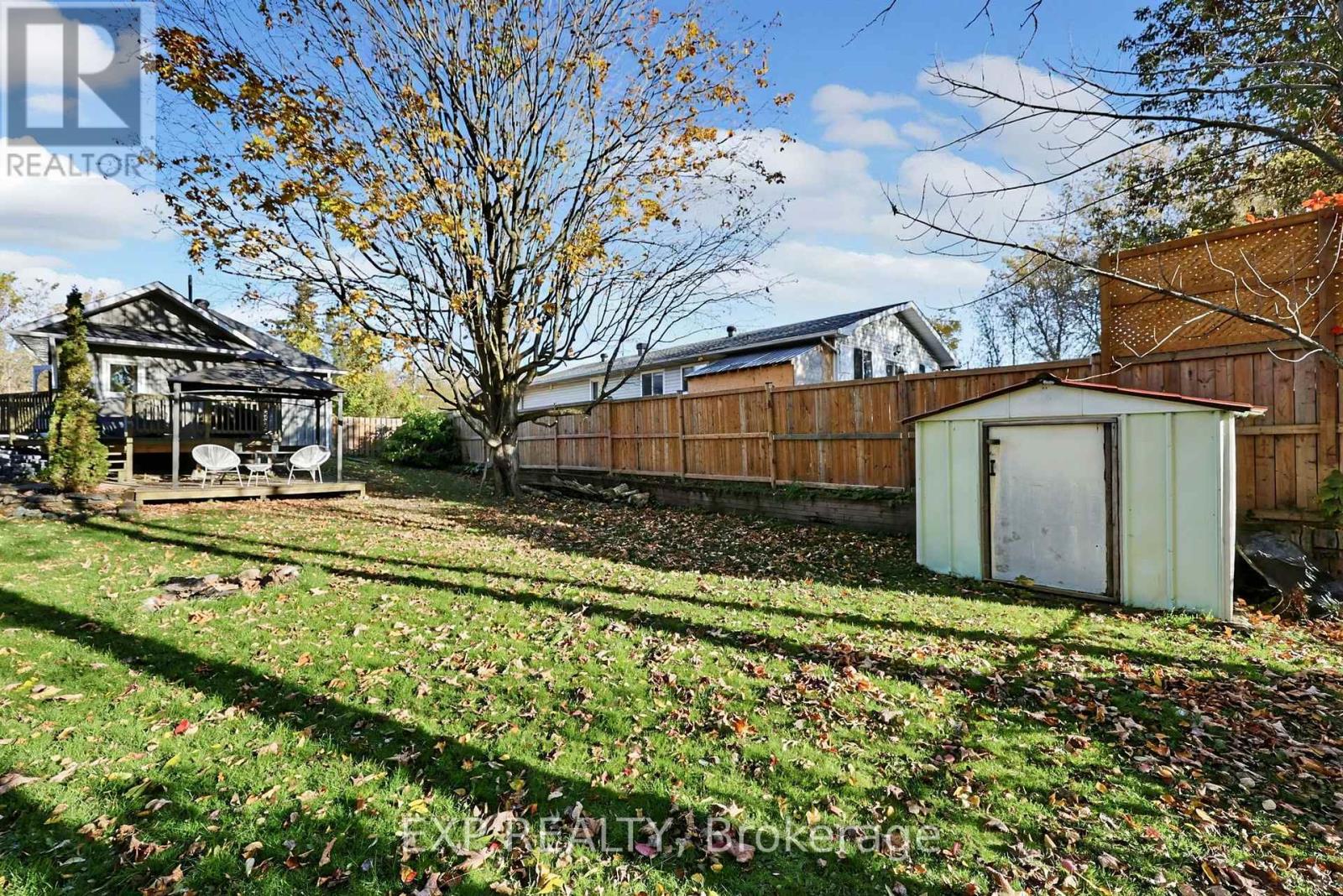 323 BELL Street, Tay, ON photo 31