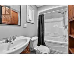 323 Bell Street, Tay, ON L0K1R0 Photo 19