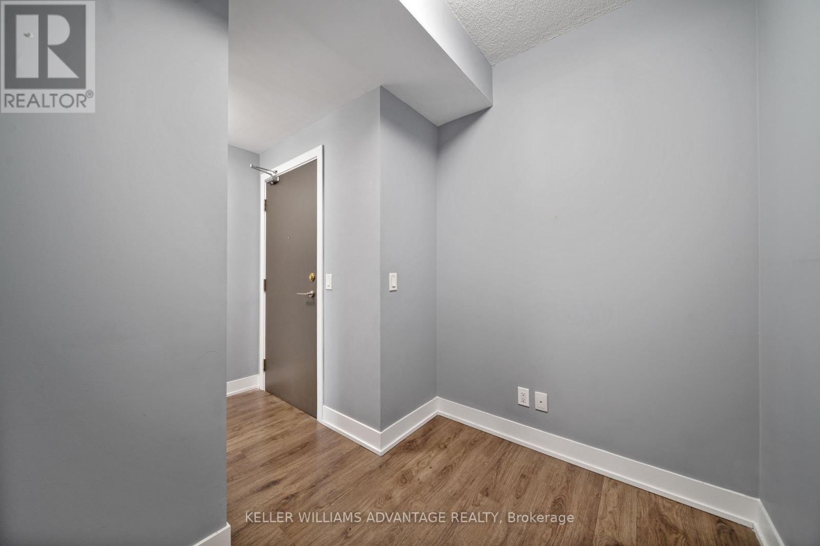 #710 68 MERTON STREET - 23