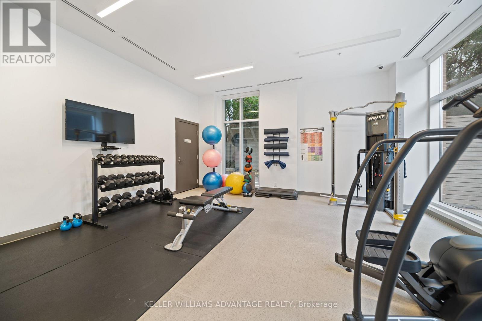 #710 68 MERTON STREET - 29