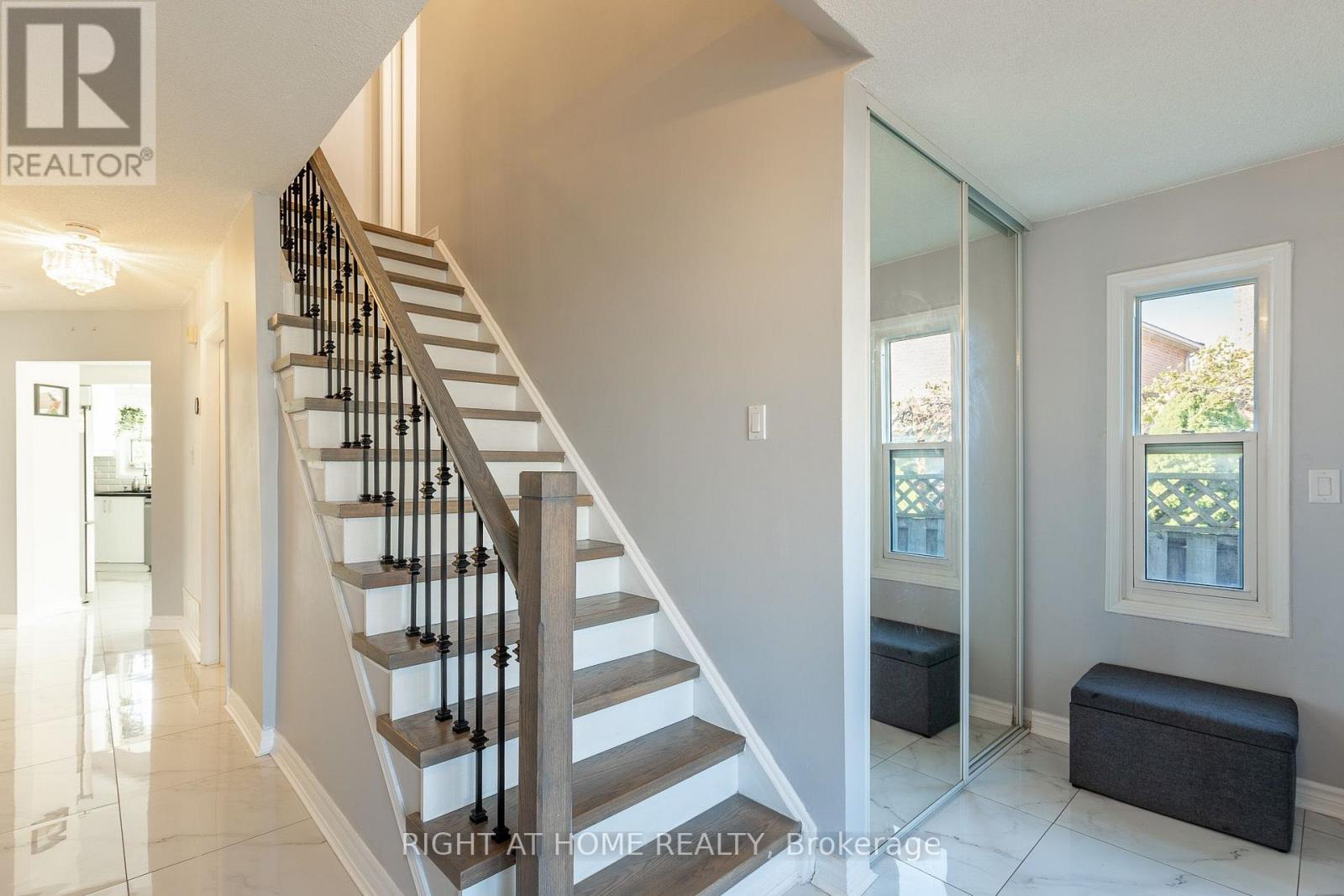 5044 Guildwood Way East, Mississauga, ON photo 22