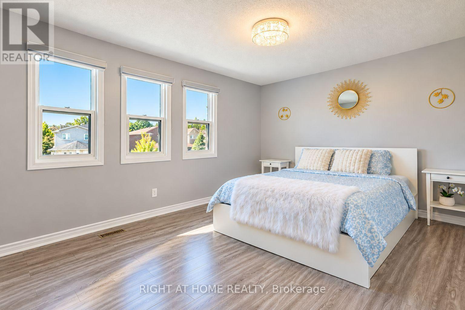 5044 Guildwood Way East, Mississauga, ON photo 34