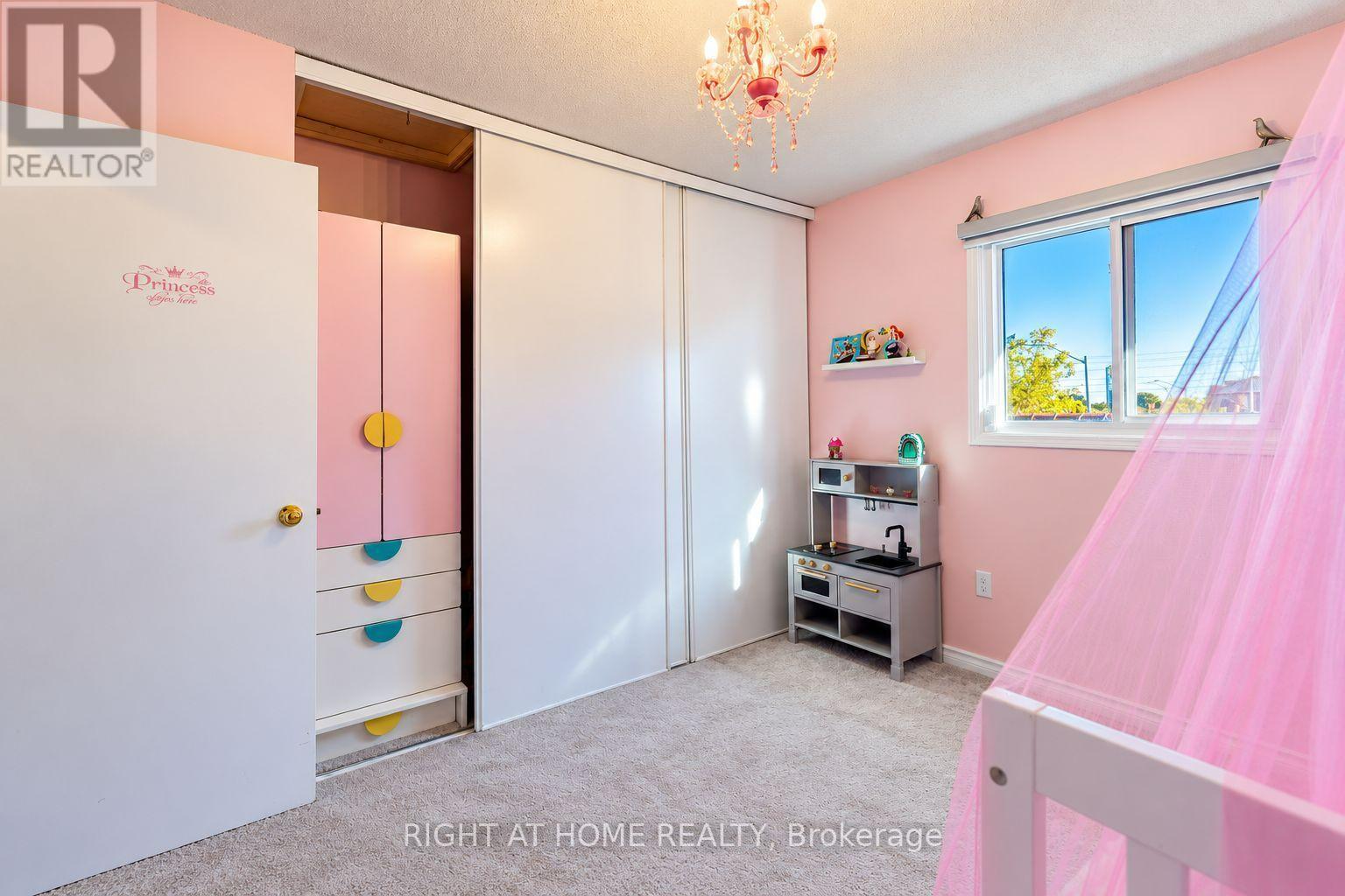 5044 Guildwood Way East, Mississauga, ON photo 37