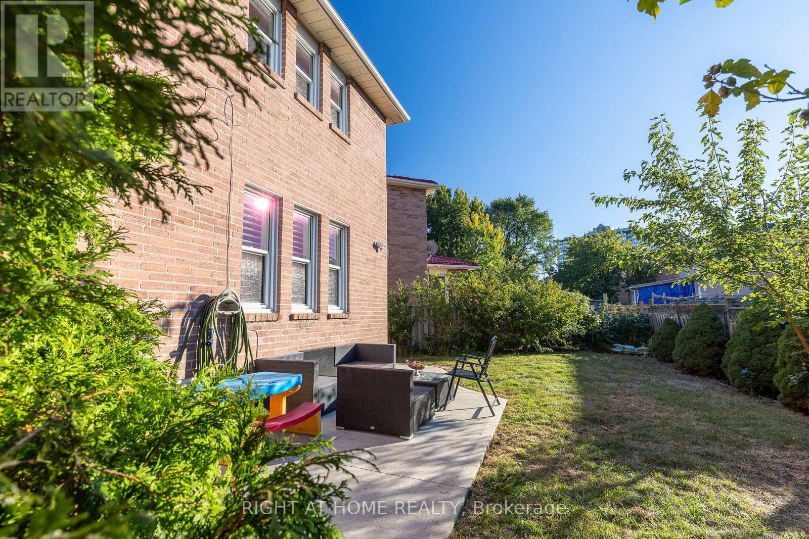 5044 Guildwood Way East, Mississauga, ON photo 8