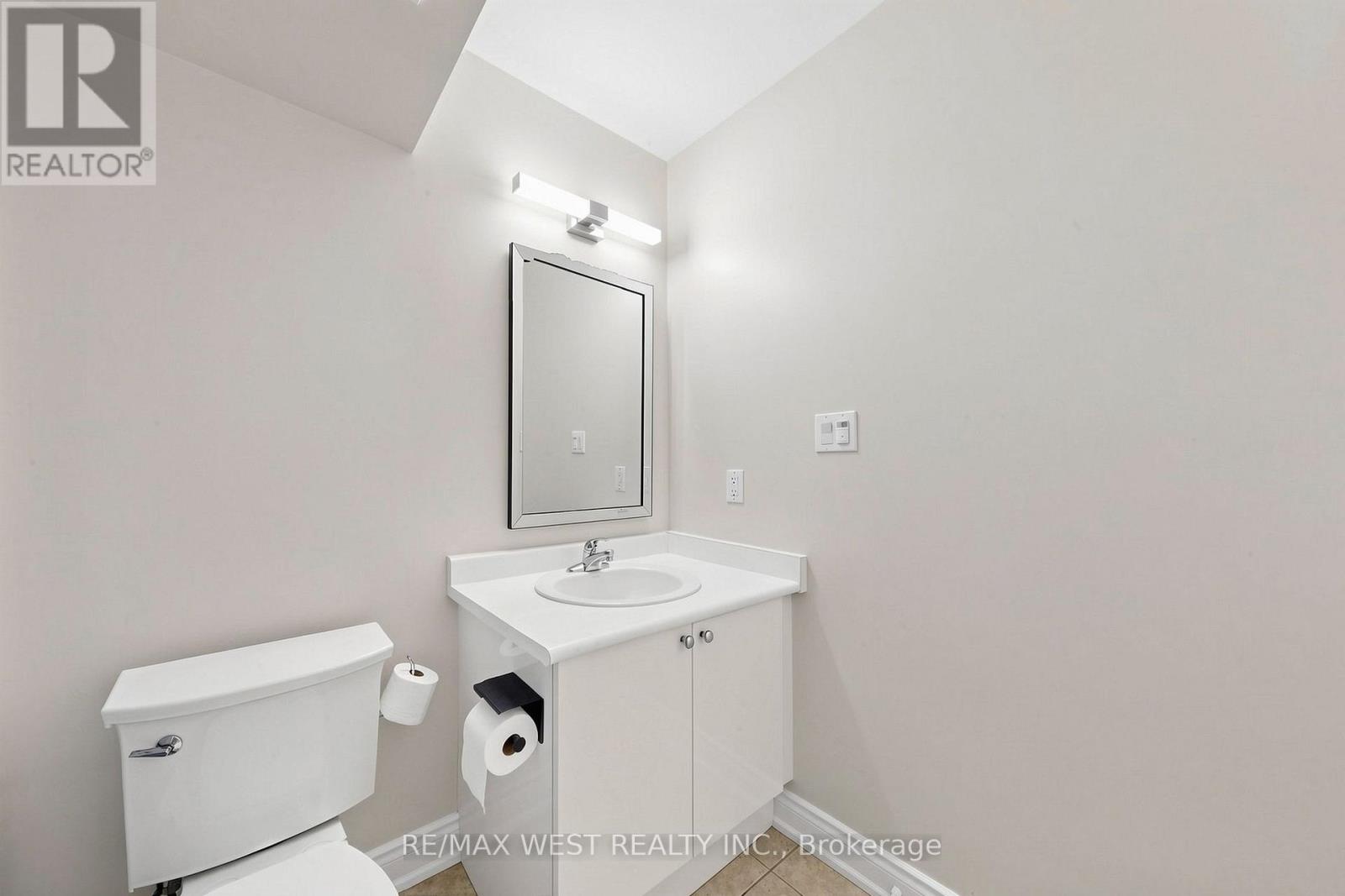 #1 608 SHORELINE DRIVE - 34