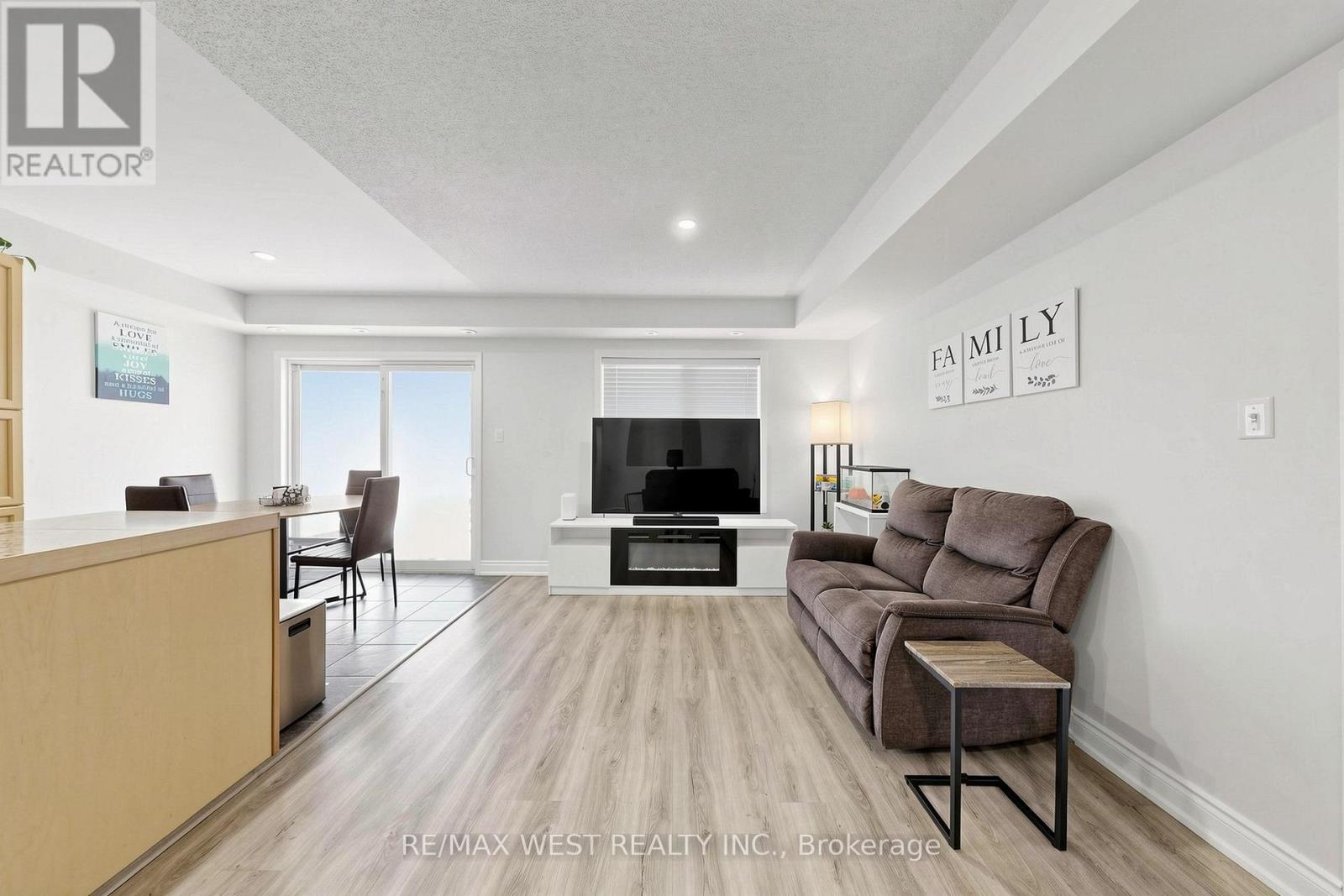 1- 608 Shoreline Drive, Mississauga, ON photo 5