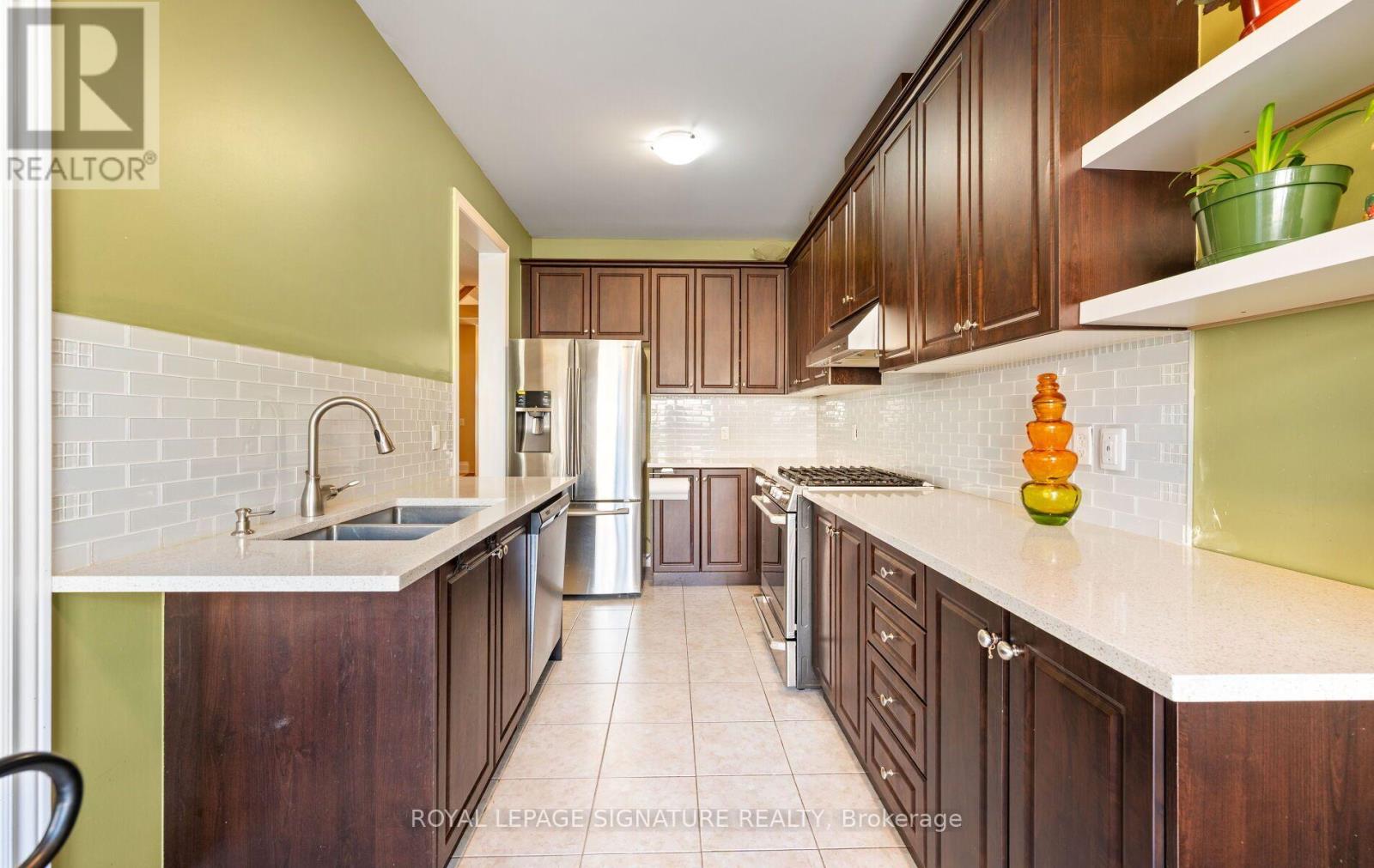 30 Franktown Drive, Brampton, ON photo 18