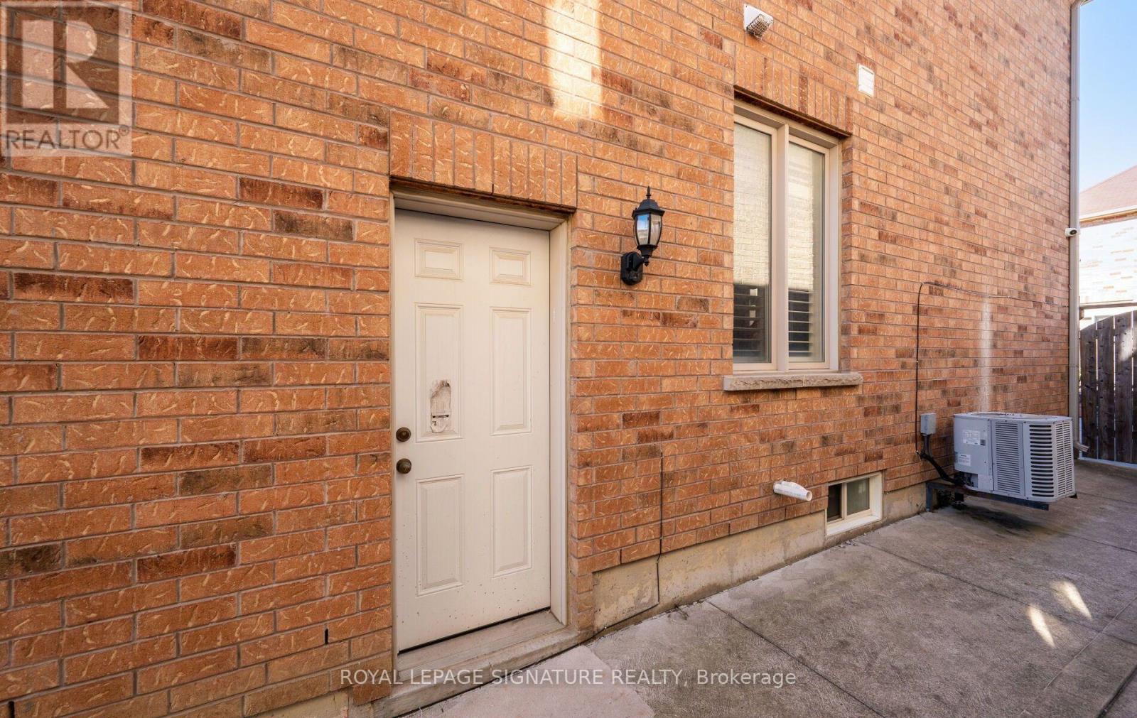 30 Franktown Drive, Brampton, ON photo 42
