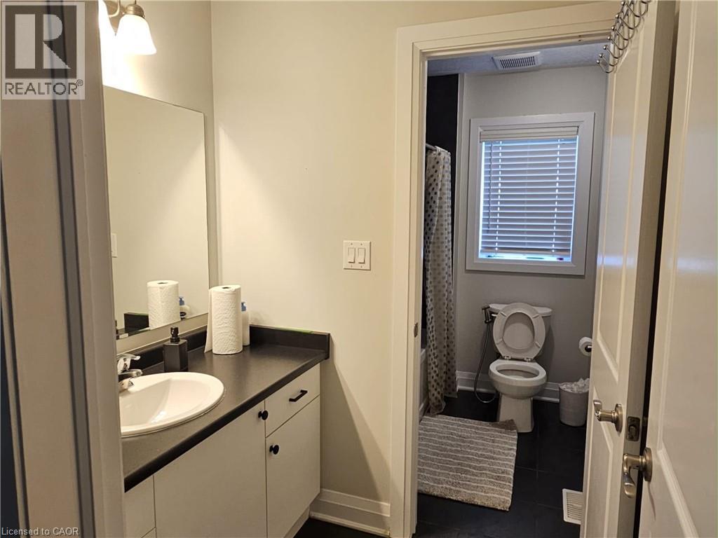 3 Bed, 3 Bath Townhouse for Rent in Waterloo – 132 FOAMFLOWER Place, Waterloo – MLS# 40873009 - Image 10