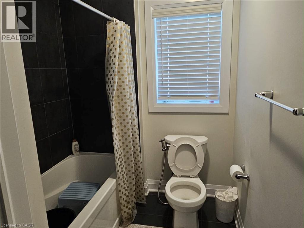 3 Bed, 3 Bath Townhouse for Rent in Waterloo – 132 FOAMFLOWER Place, Waterloo – MLS# 40873009 - Image 11