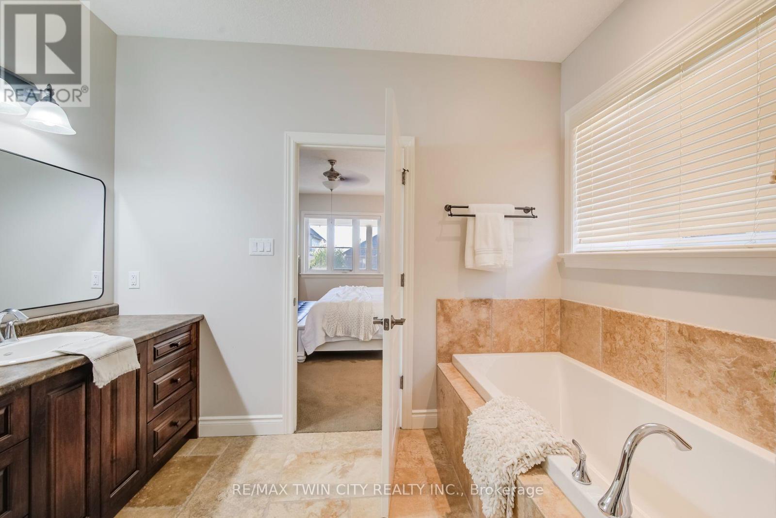 90 Gerber Meadows Drive, Wellesley, ON photo 15