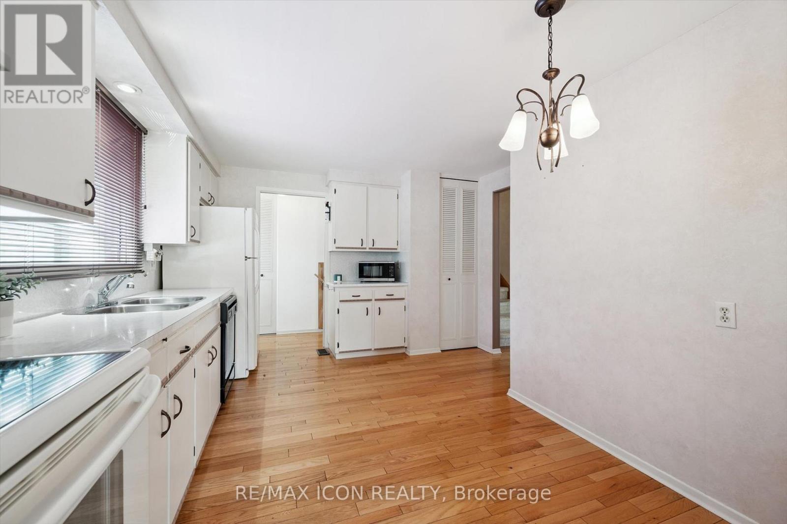 43 Lewis Crescent, Kitchener, ON photo 8