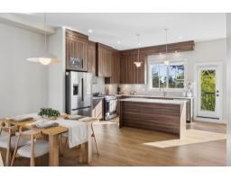 101 16042 9a Avenue, Surrey, BC V4A9A7 Photo 12