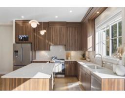 101 16042 9a Avenue, Surrey, BC V4A9A7 Photo 9