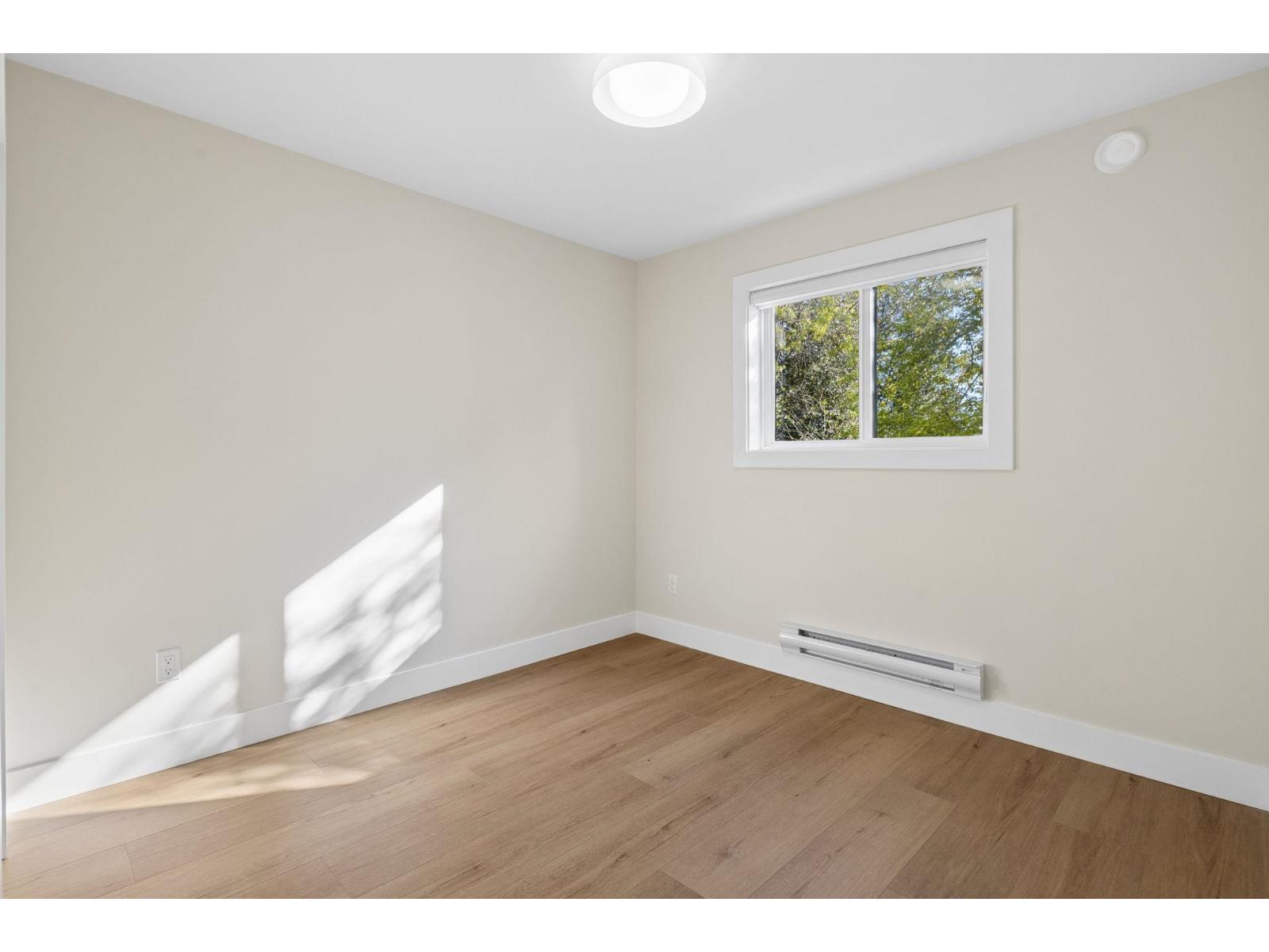 Photo of 101 16042 9A AVENUE 29