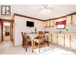 72 Violet Street, photo 10