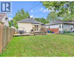 1826 Francois Road, Windsor, ON N8W4S7 Photo 32