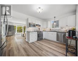 86 Dooley Drive, Kitchener, ON N2A1L4 Photo 13