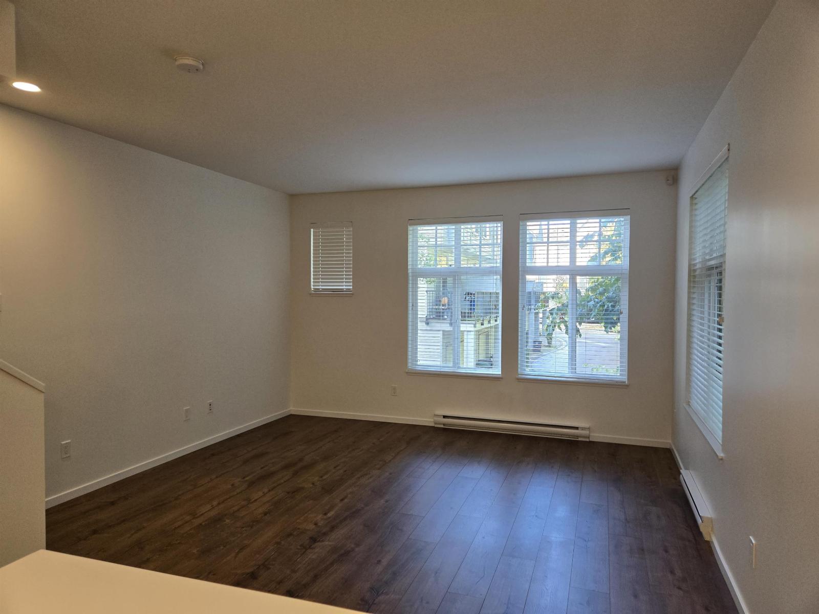 Photo of 39 5858 142 STREET 7