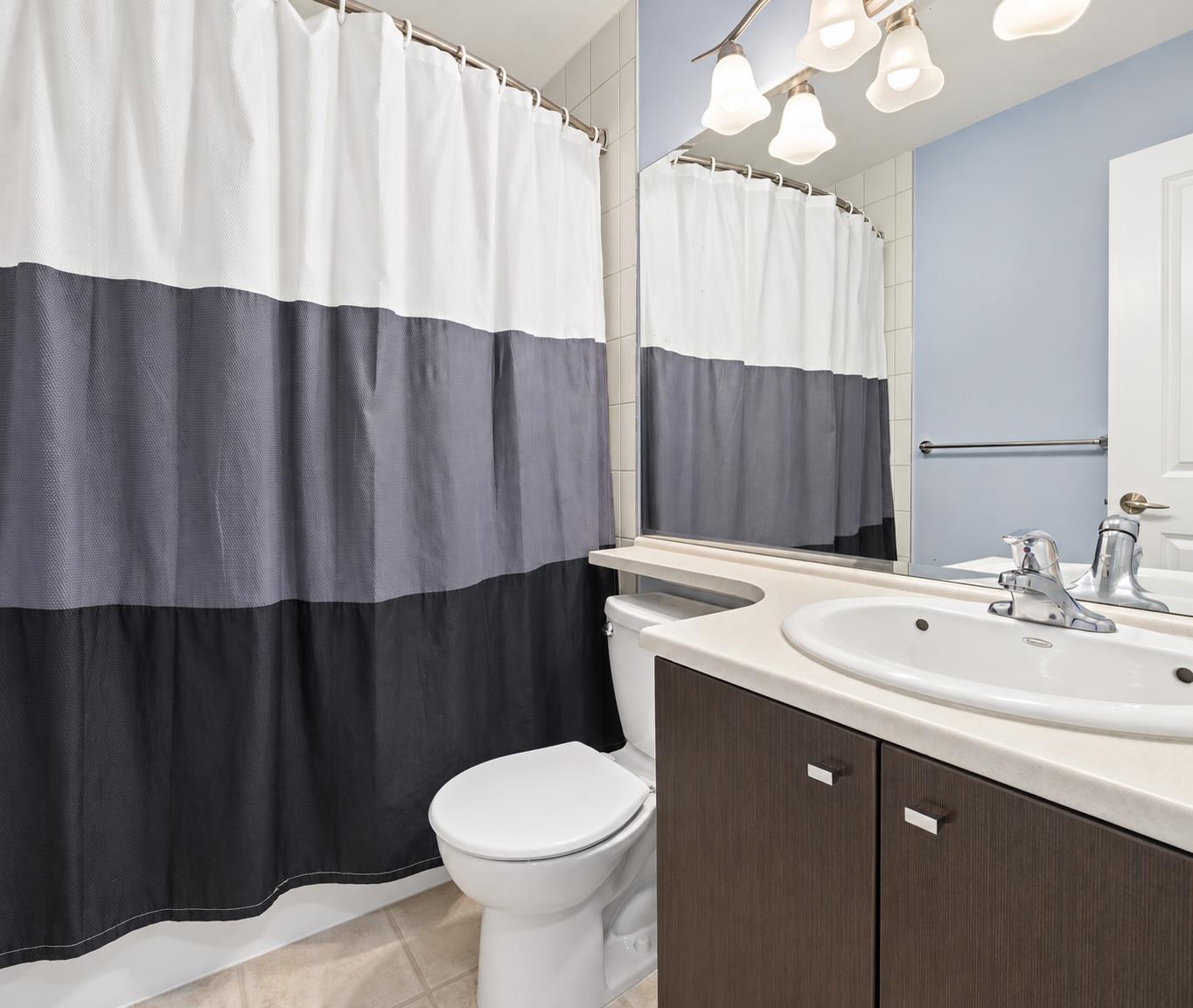 93 18777 68A AVENUE, Surrey - Image 1