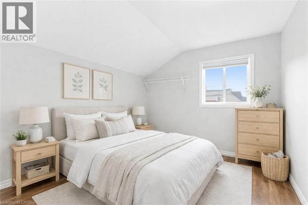 2 WINDSOR Street Unit# 2, photo 4