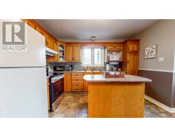 6 Greenspond Drive thumbnail 13