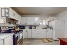 6 Greenspond Drive thumbnail 28