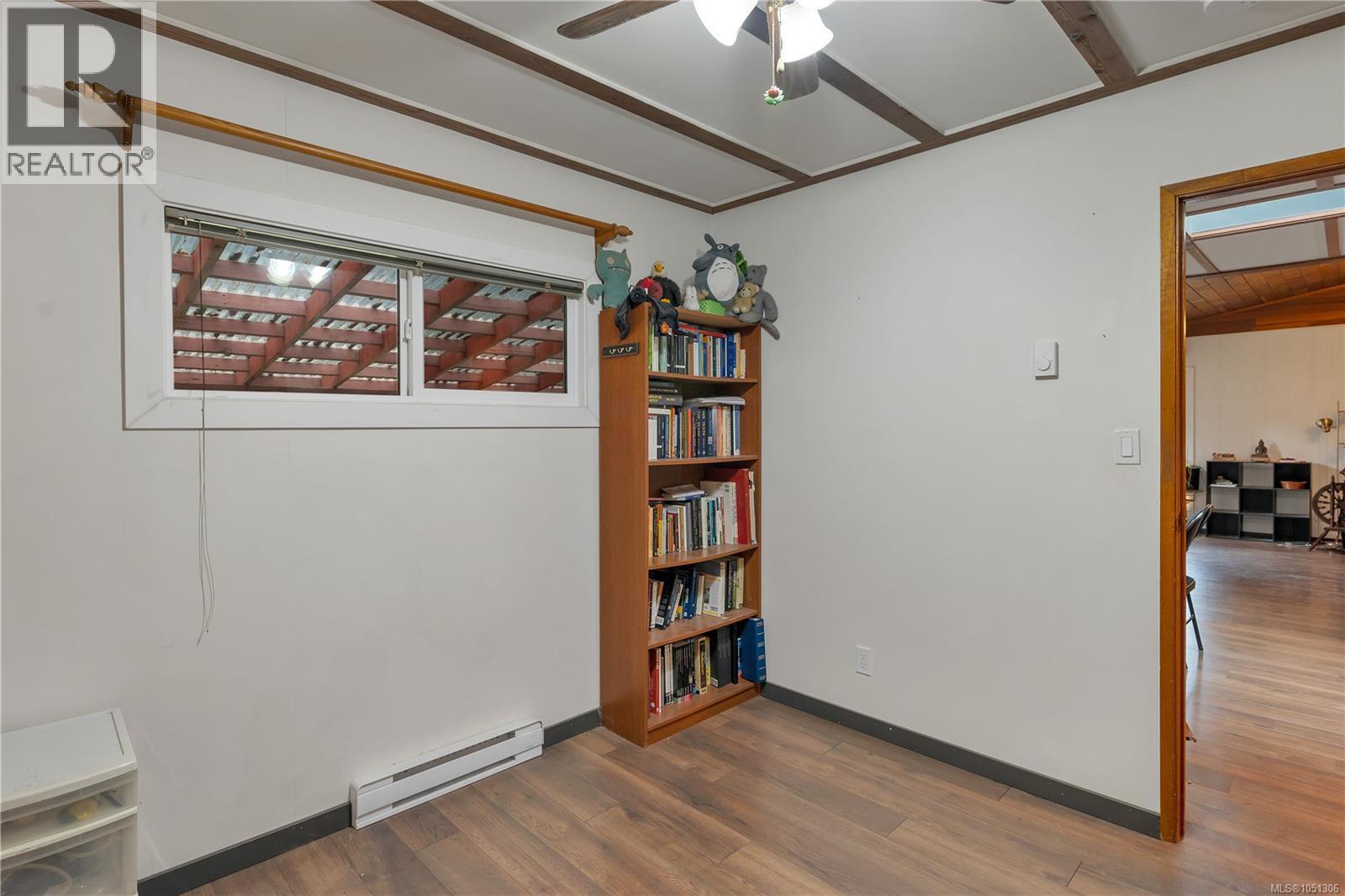 4485 Colwin Rd - 15