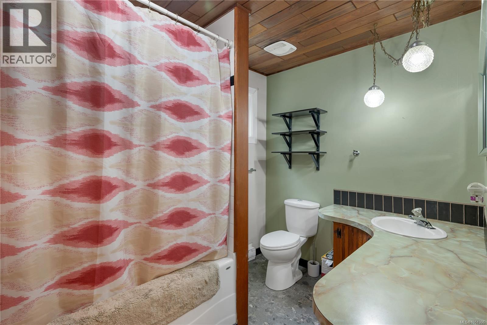 4485 Colwin Rd, Campbell River - Image 1