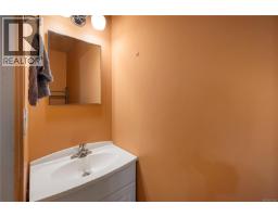 4485 Colwin Rd, Campbell River, BC V9H1E6 Photo 19