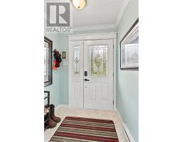 28 Courtney Street thumbnail 2