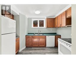 28 Courtney Street thumbnail 25
