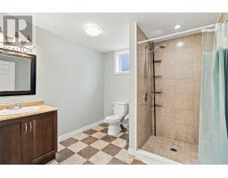 28 Courtney Street thumbnail 31