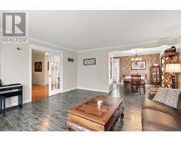 28 Courtney Street thumbnail 6