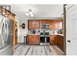 28 Courtney Street thumbnail 9