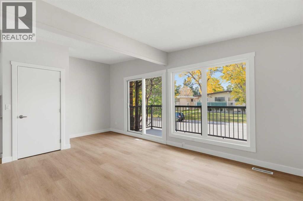 30 / 32 Dalton Bay NW, Calgary — photo 9