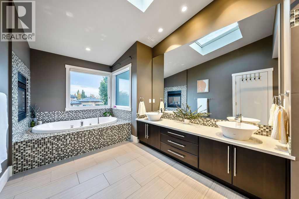 1940 27 Avenue SW, Calgary — photo 29