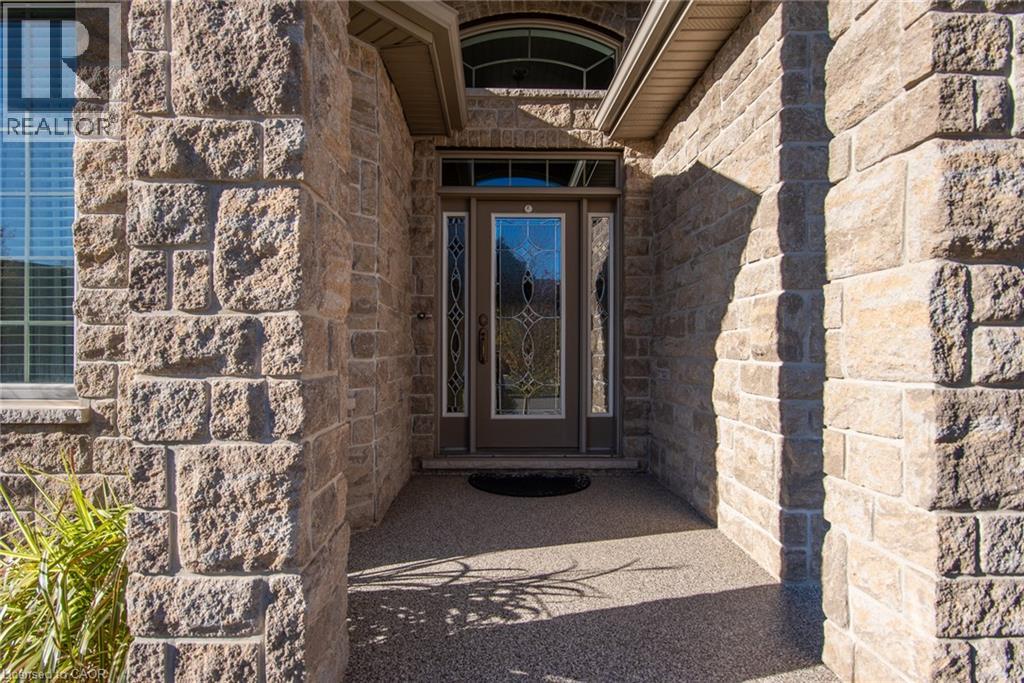 42 LA SALLE Street — photo 3