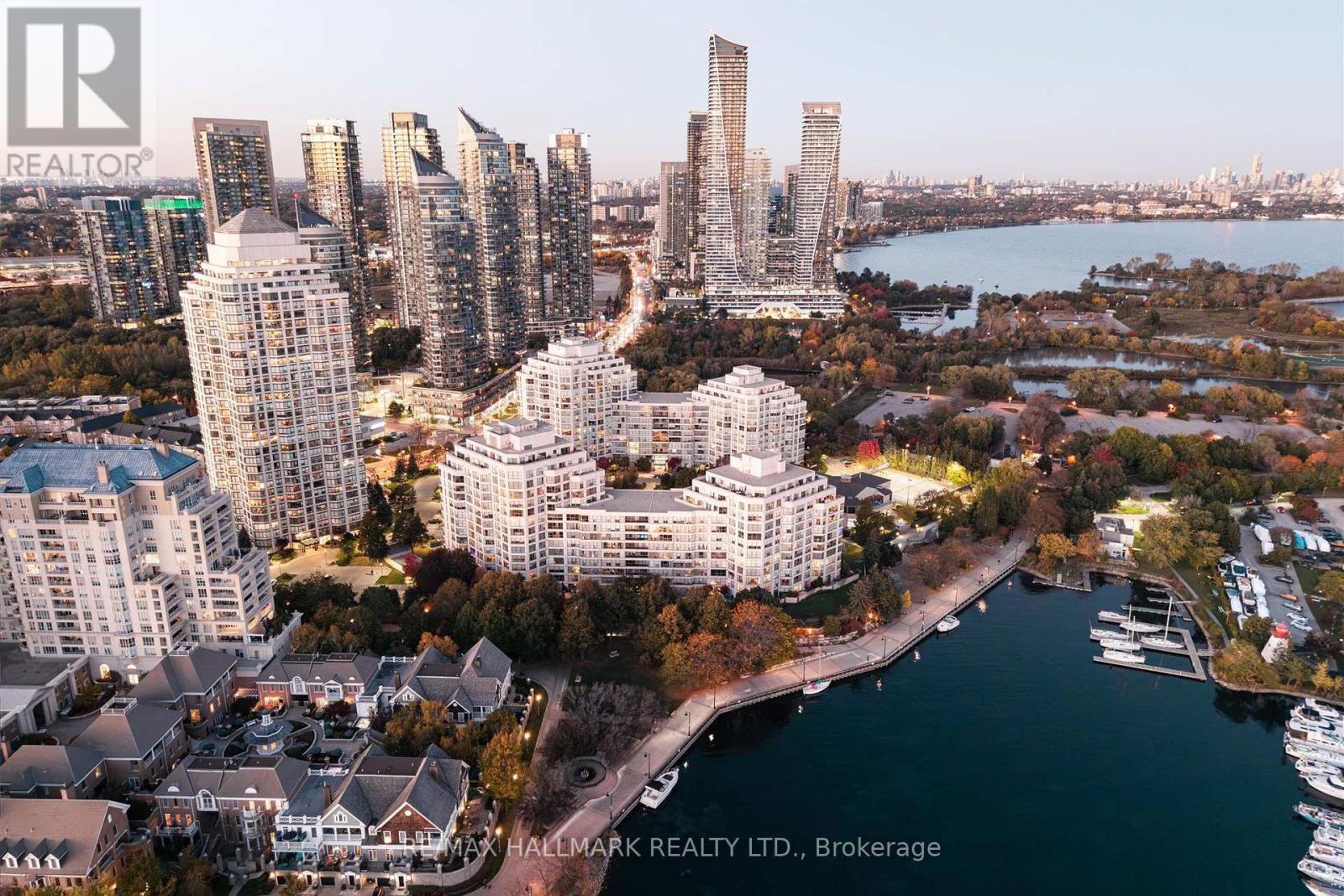 707- 2267 Lakeshore Boulevard West, Toronto, ON photo 4