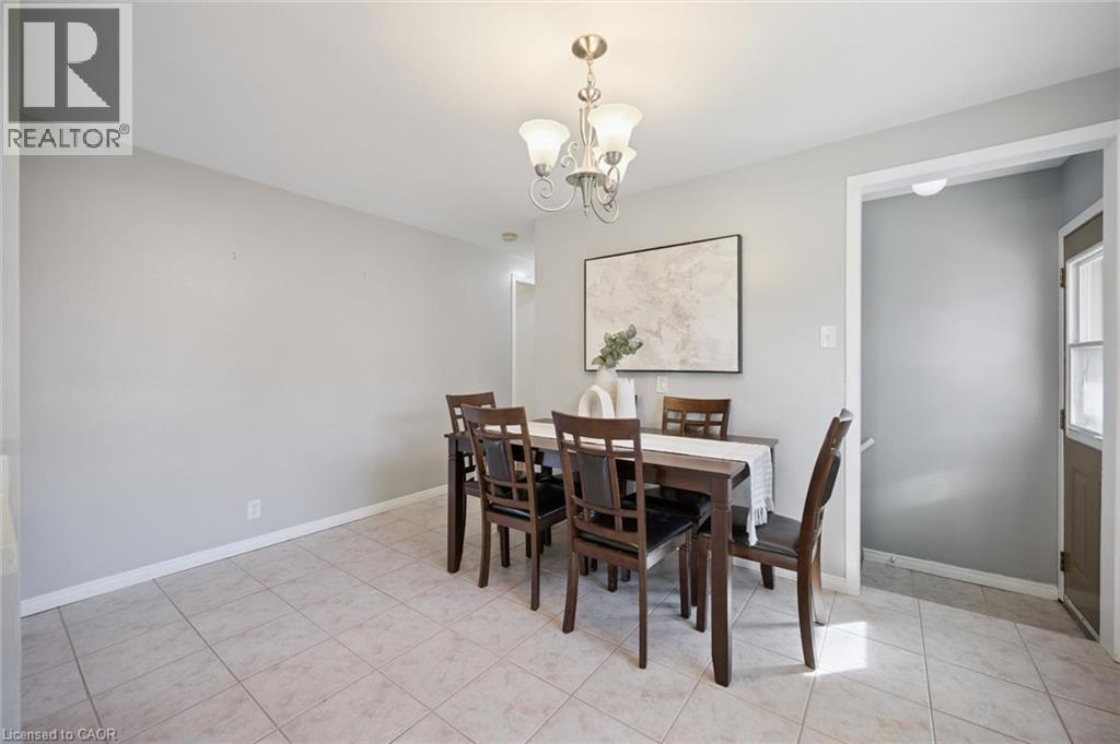11 CALEDON Court - 16