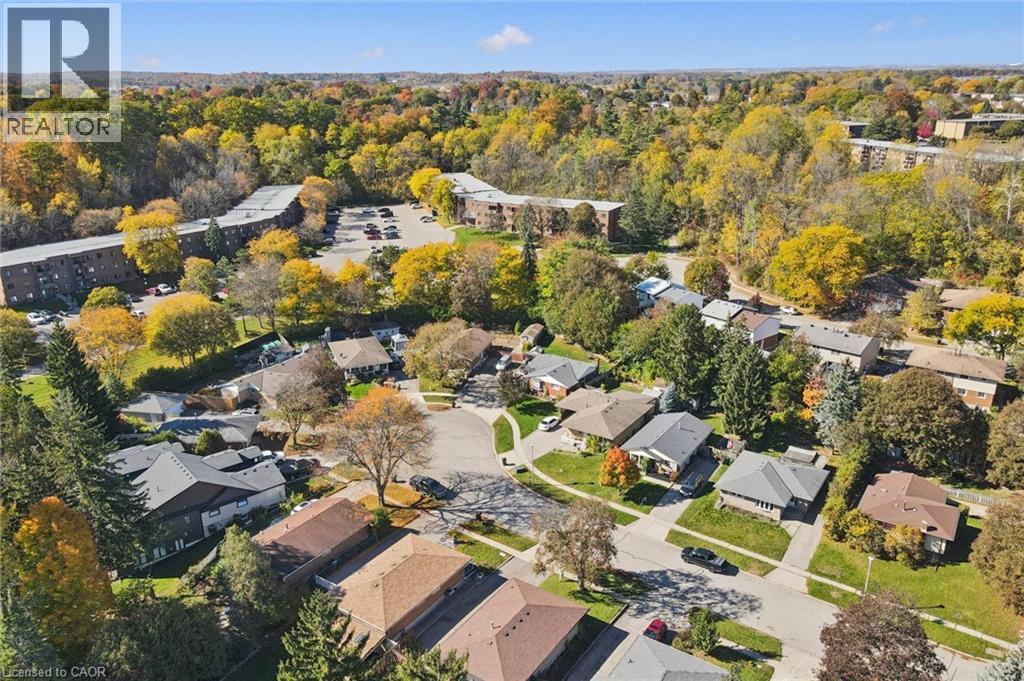 11 CALEDON Court - 41