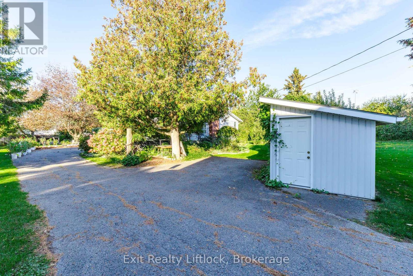 651 & 653 Cottesmore Avenue, Cobourg, ON photo 11