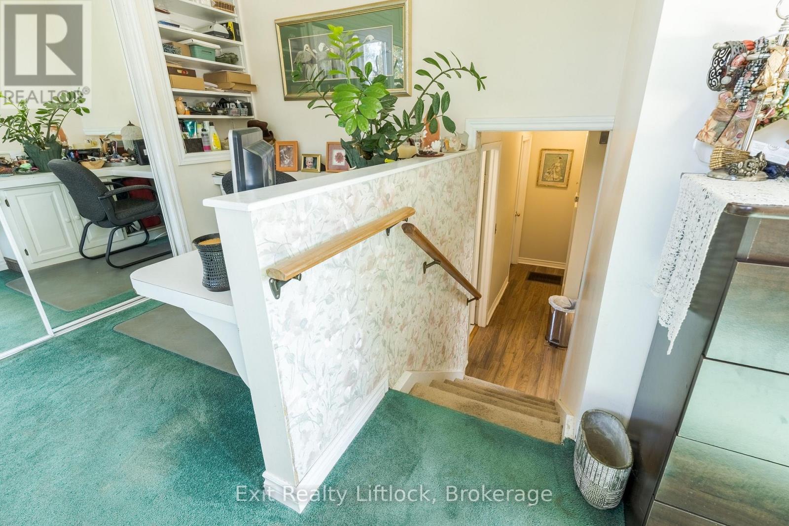 651 & 653 Cottesmore Avenue, Cobourg, ON photo 27