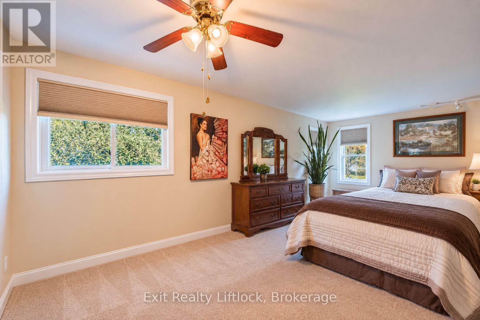 651 & 653 Cottesmore Avenue, Cobourg, ON photo 33